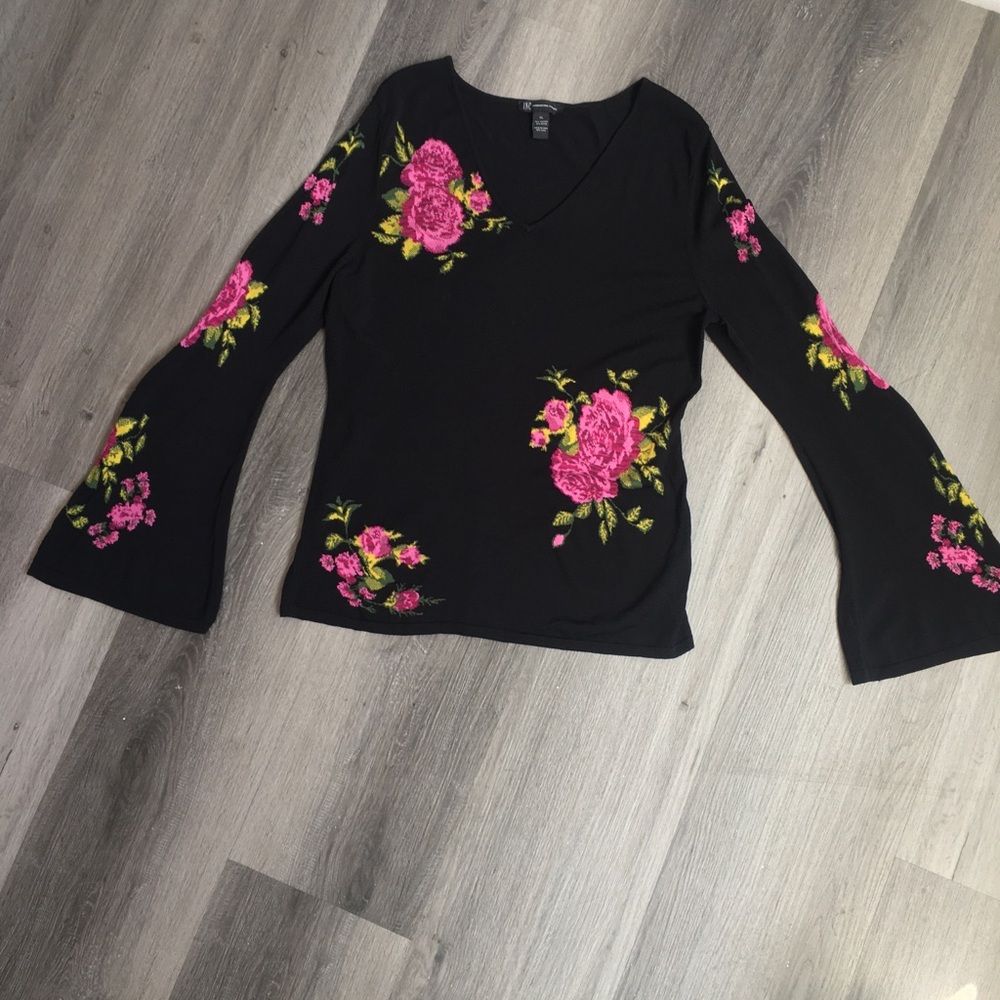 INC  Dramatic Sleeves Black V-Neck Sweater Pink Rose Embroidery - Picture 11 of 13